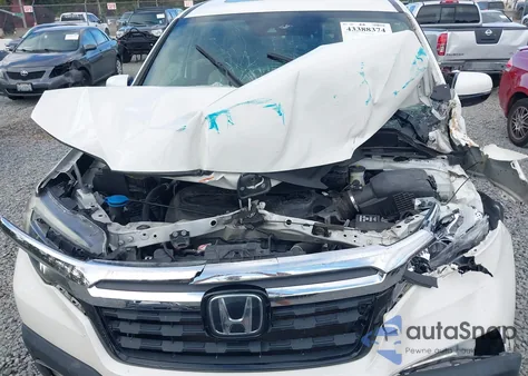 2019 Honda Ridgeline Rtl-E z USA, uszkodzony, nr VIN 5FPYK3F75KB007587